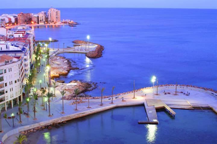 Mar Baltico Holiday Apartment Torrevieja Ngoại thất bức ảnh
